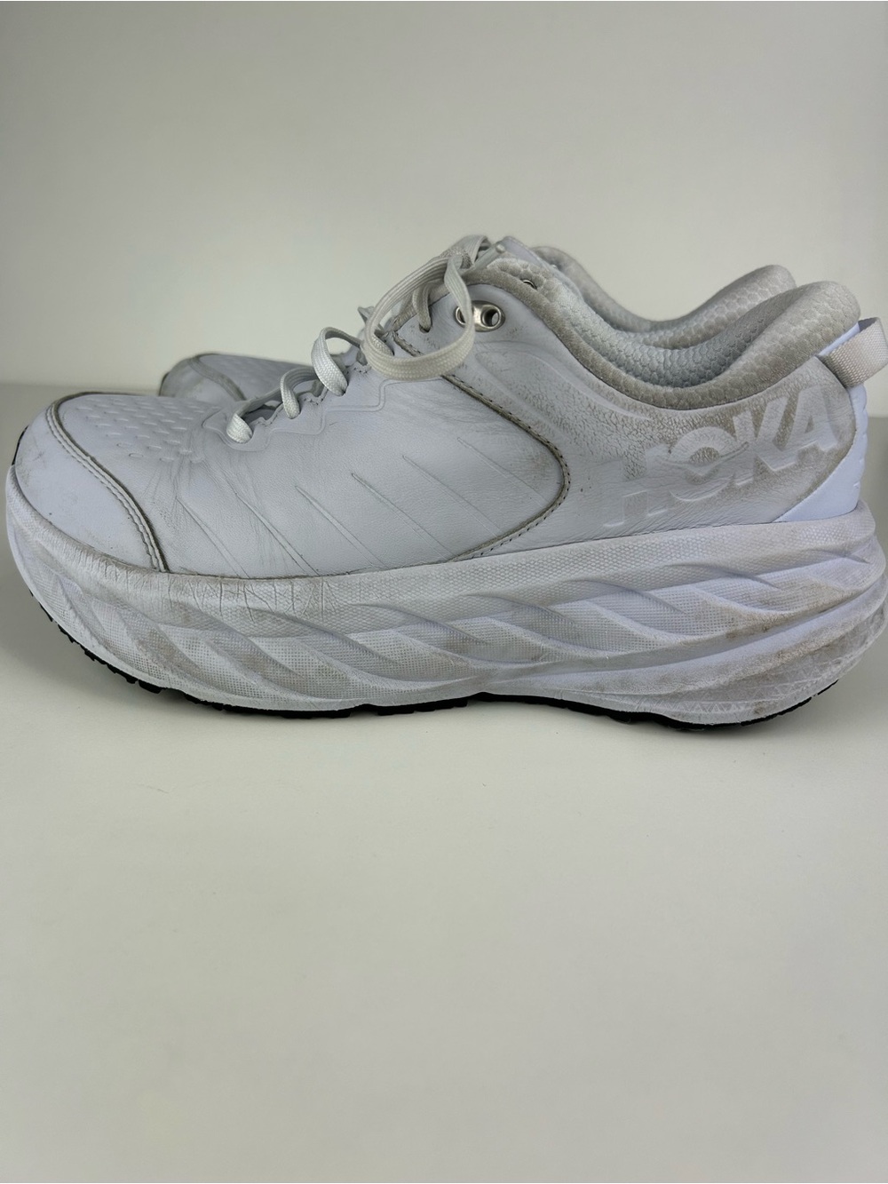 Hoka Bondi SR Women's White Athletic Running Shoes 10 D (wide)